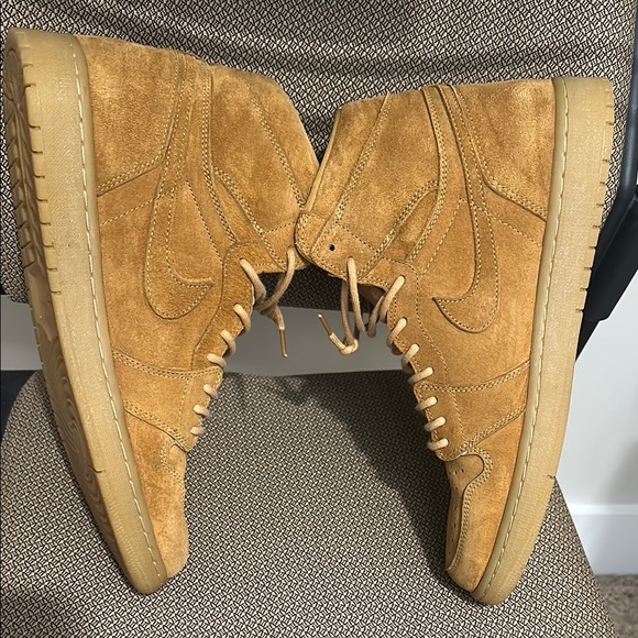 2017 Air Jordan 1 Retro High OG ‘Wheat’ - Picture 6 of 9